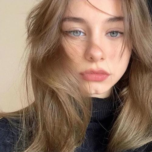 صنم بلوچ avatar